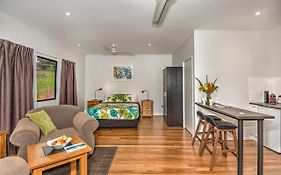 Eumundi Cottages - Cottage 2